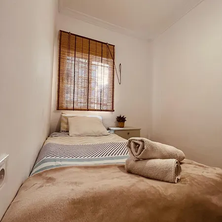 Lovely En Piso Compartido Homestay